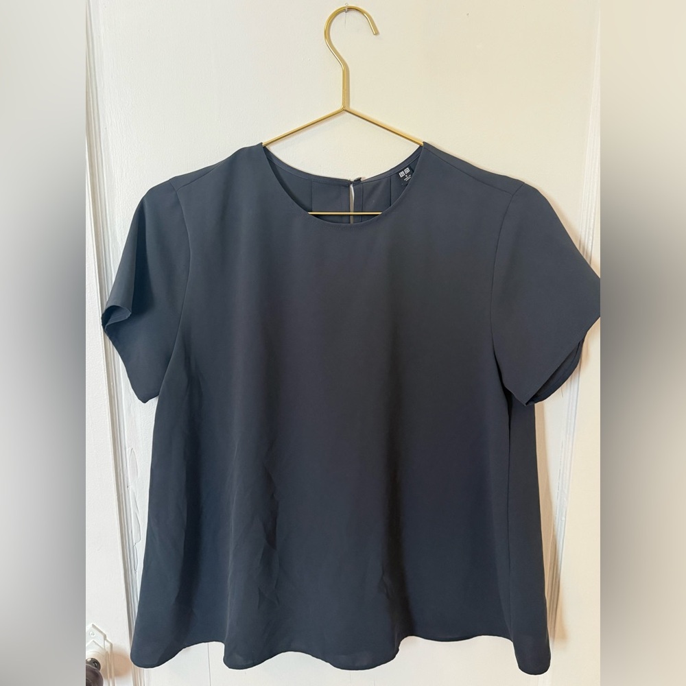 Short Sleeve Uniqlo Blouse